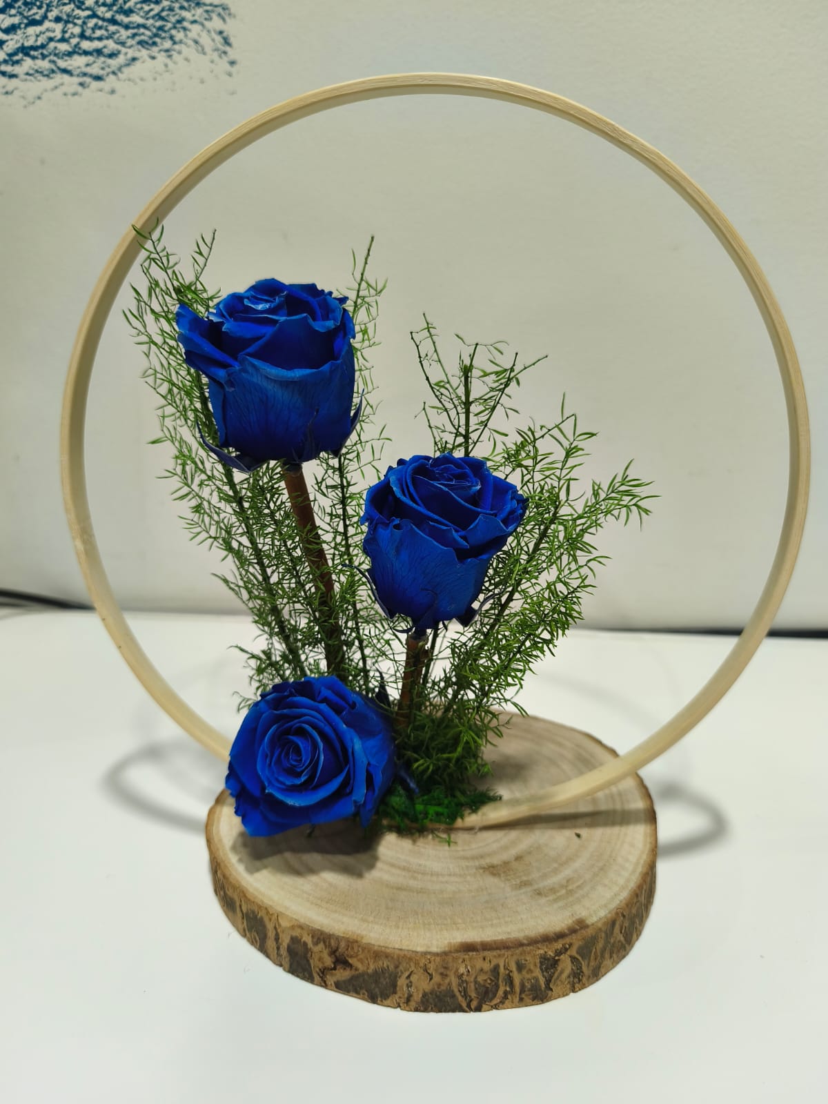 3 roses eternes blaves